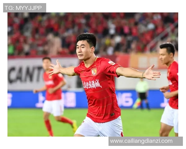 重庆斯威与广州恒大最新战况分析及球员表现点评